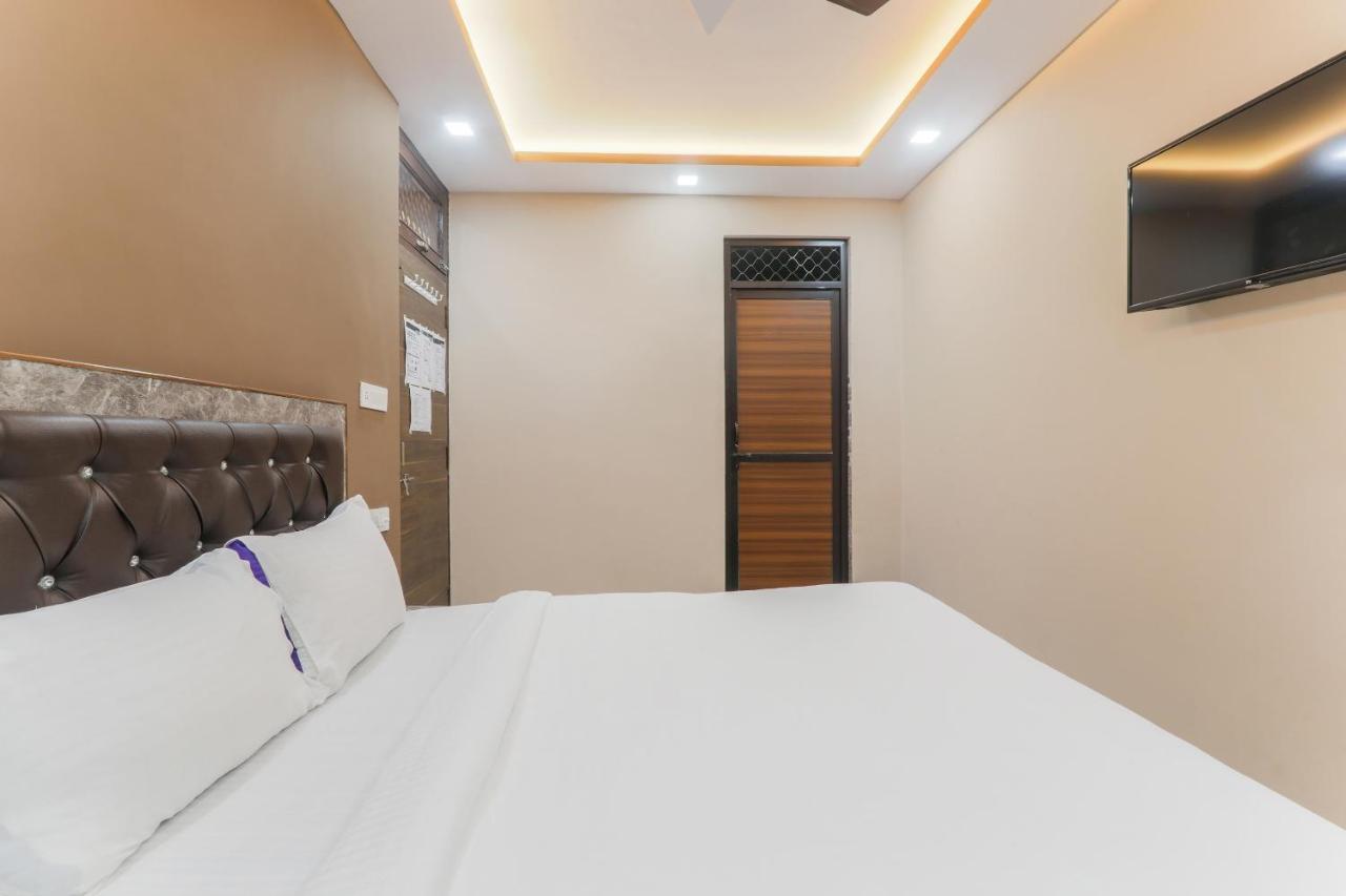 Oyo Tripureswari Guest House Puri Buitenkant foto